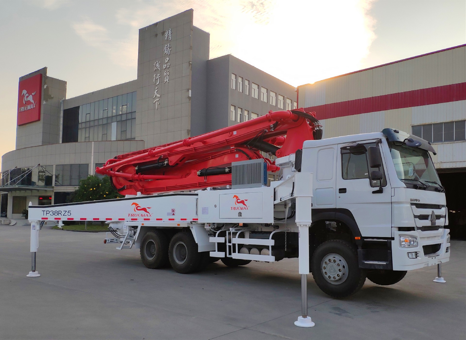 concrete pump truck